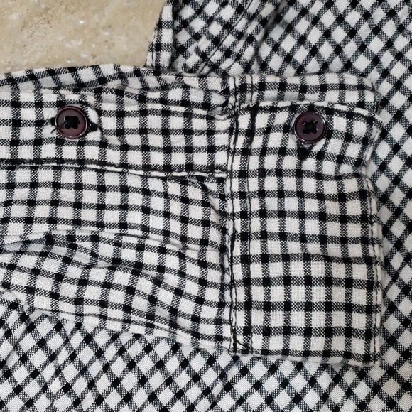 BDG Plaid Flannel Button-Down Shirt - Picture 4 of 7